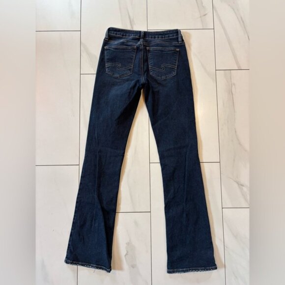 Silver Tuesday slim Bootcut dark wash Jeans 25x31 - Picture 2 of 7